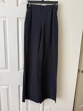 Lululemon Wide Leg Pant - split hem